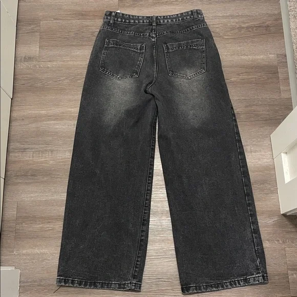 High Rise Black Jeans - Picture 4 of 7